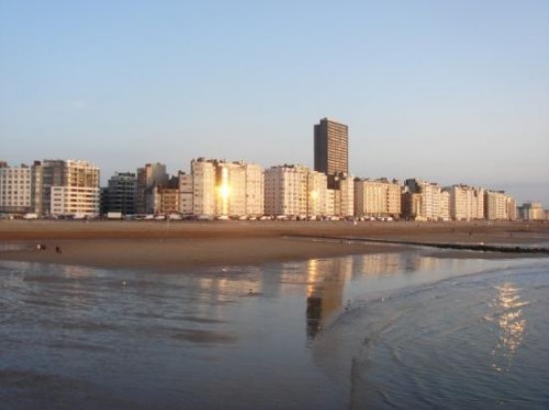 http://www.blogblogyaquelquun.be/bbqq1/wp-content/uploads/2012/08/ostende.jpg