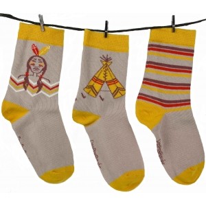 http://www.blogblogyaquelquun.be/bbqq1/wp-content/uploads/2013/03/chaussettes-depareillees-indien.jpg